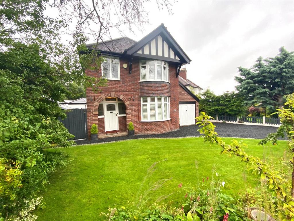 Grange Road, Shrewsbury 4 bed detached house for sale £600,000