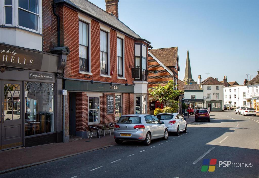 Cuckfield High St2.jpg