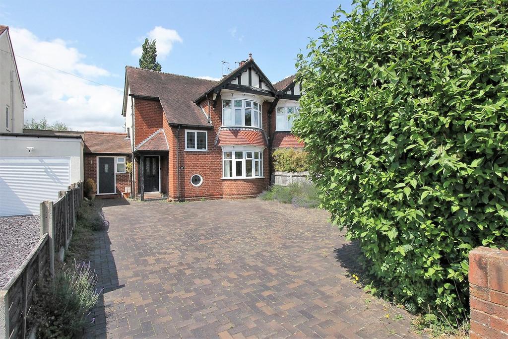 Sandy Road, Norton, Stourbridge, DY8 3 bed semidetached house for sale