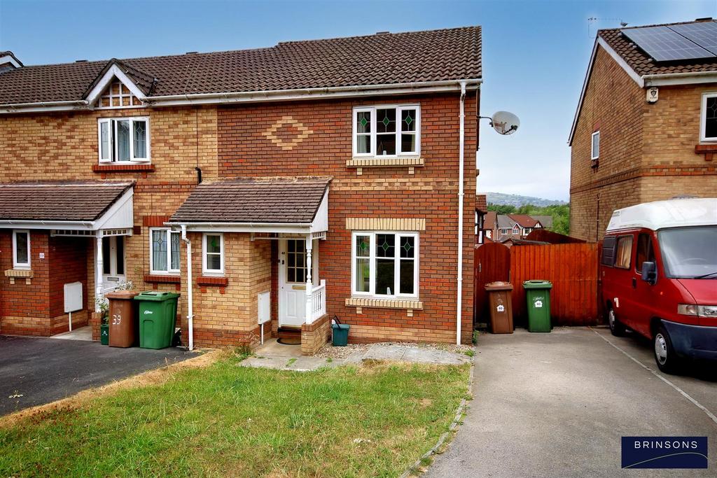 Rowland Drive, Castle View, Caerphilly 3 bed semidetached house for