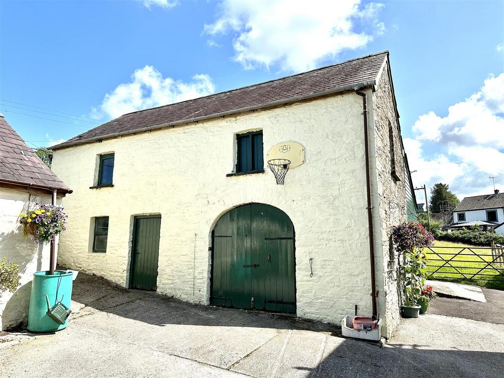 Stone/slate Coach House