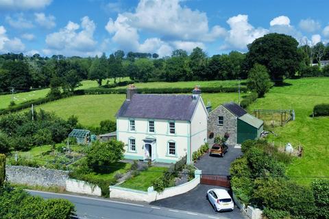 4 bedroom property with land for sale, Pontsian, Llandysul