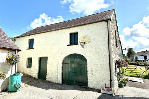 4 bedroom property with land for sale, Pontsian, Llandysul