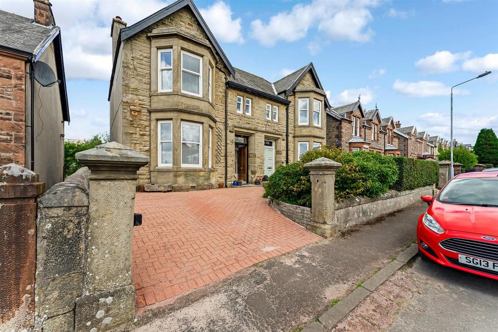 Albany Drive, Lanark 4 bed semidetached house £299,995