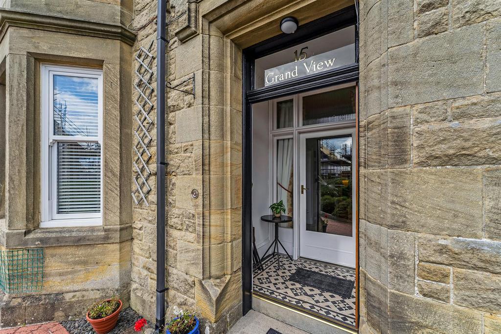 Albany Drive, Lanark 4 bed semidetached house £299,995
