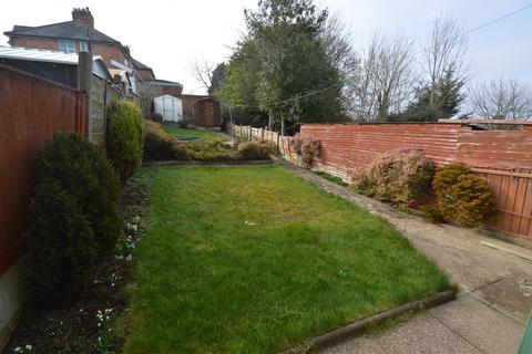 125 Broad Avenue, Leicester, LE5 4PU