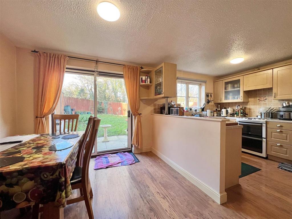 Coppice Gate, Barnstaple 3 bed detached house for sale £340,000