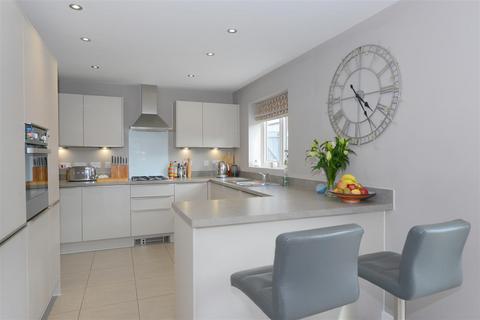 4 bedroom detached house for sale - Maxfield Drive, The Spinney, Shrewsbury