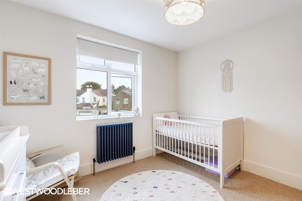 Turners Hill 25.jpg