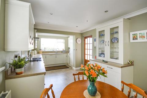 25 Braids Walk, Kirk Ella, Hull, HU10 7PB