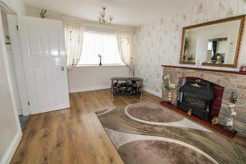 3 bedroom semi-detached house for sale - Kempwell Drive, Rawmarsh, Rotherham