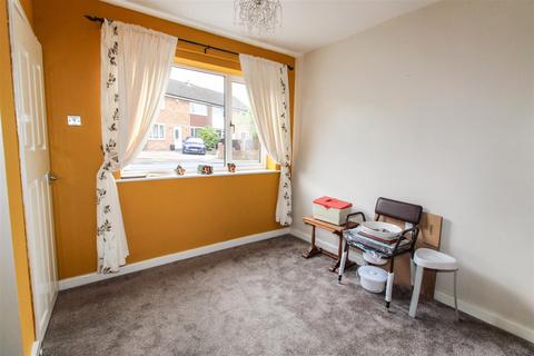 3 bedroom semi-detached house for sale - Kempwell Drive, Rawmarsh, Rotherham