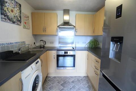 2 bedroom apartment for sale - Marske Grove, Darlington