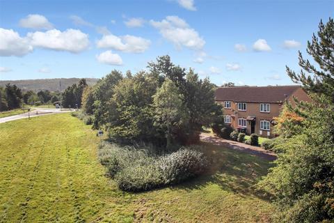 43 Bantock Close, Browns Wood, Milton Keynes, MK7 8DS