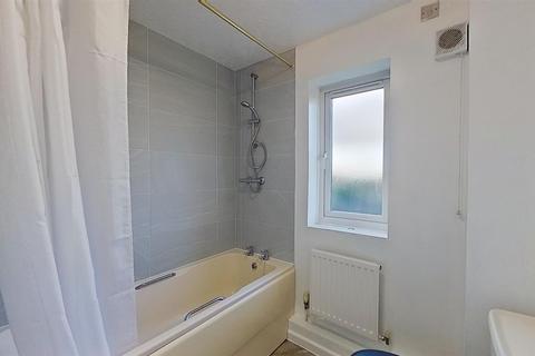 43 Bantock Close, Browns Wood, Milton Keynes, MK7 8DS