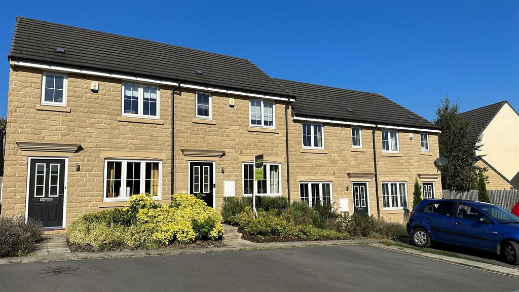 Mill Holme Fold, Bradford 2 bed townhouse for sale £235,000