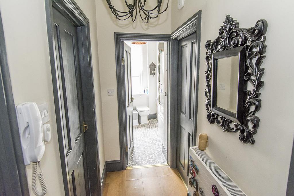Private Entrance Hall
