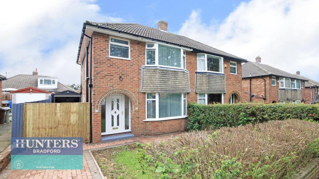 Ashbourne Ave, Bradford BD2 4AP 3 bed semidetached house £1,100 pcm