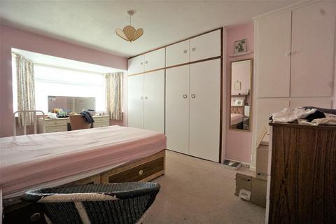 9 Bentley Road, Chapeltown, Sheffield, S35 1RH