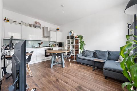 1 bedroom apartment for sale, Kingsway House, Albion Road, London, N16