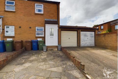 2 bedroom end of terrace house for sale - Thamley, Purfleet