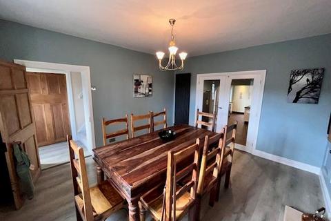 4 bedroom detached house for sale - Ffordd Corwen, Treuddyn, Mold