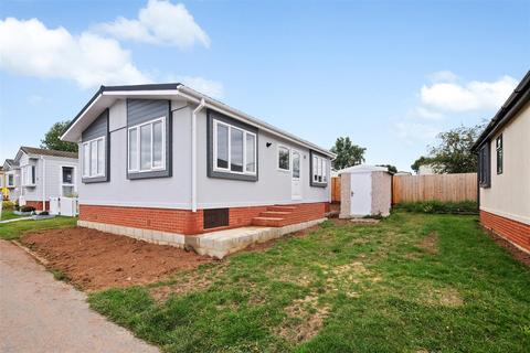 2 bedroom park home for sale, Applegarth Park, Seasalter, Whitstable