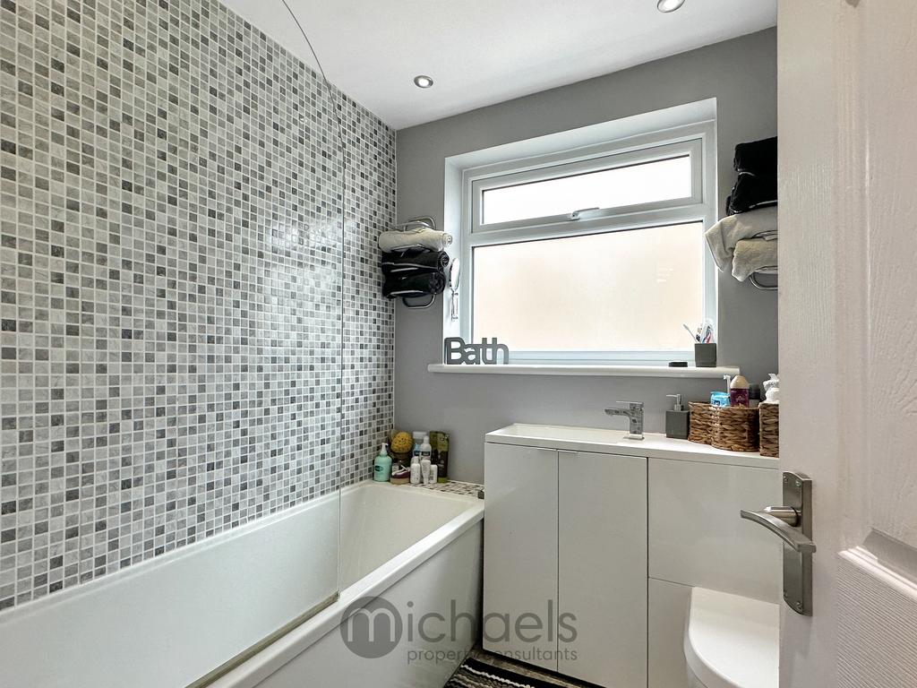 Family Bathroom Suite