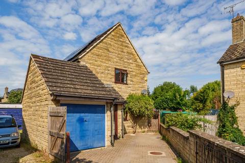3 bedroom detached house for sale - Sudeley Drive, South Cerney GL7 5XN