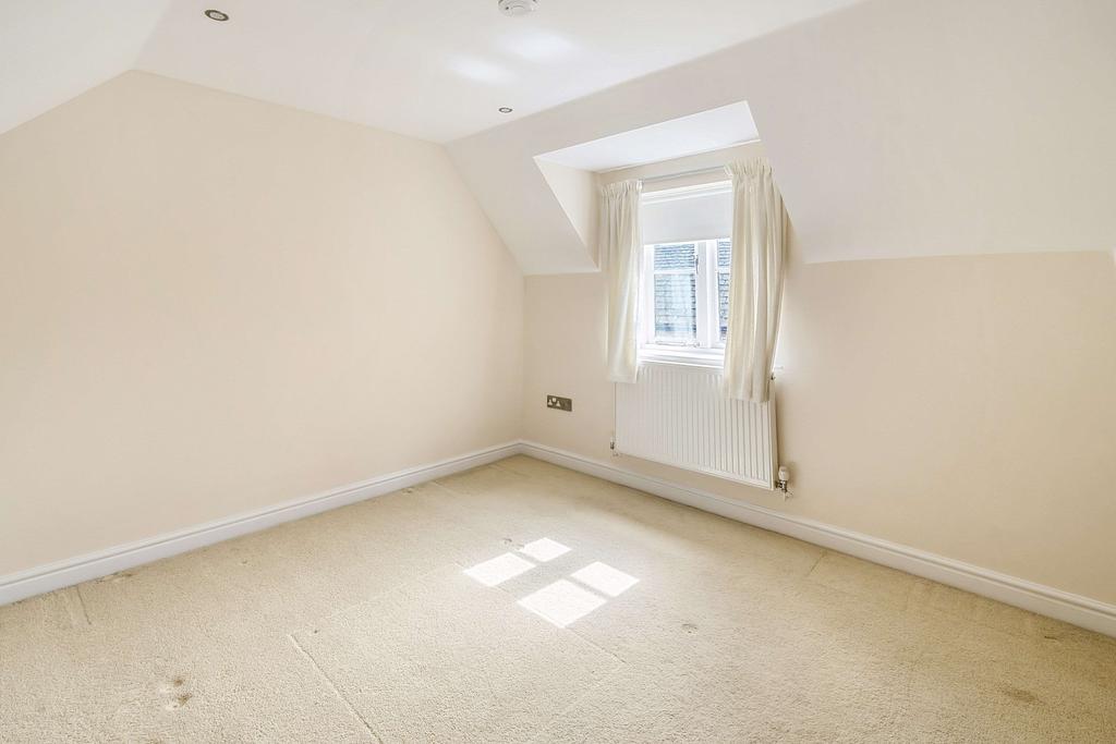 Bedroom 2 (Double)