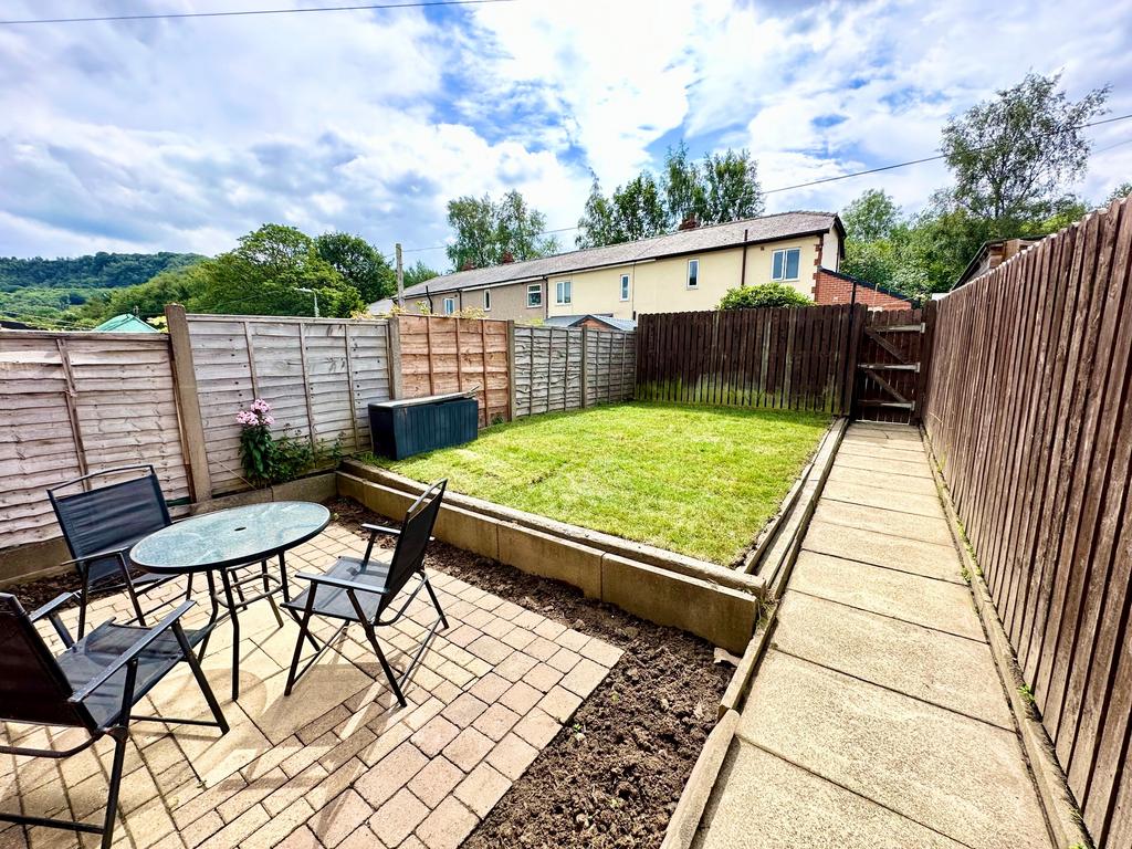 Erringden Road, Mytholmroyd, HX7 5AR 2 bed end of terrace house for
