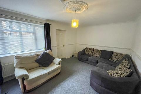 2 bedroom flat for sale - Waddington Place, Grimsby, North East Lincs, DN34