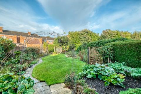 75 Flag Meadow Walk, Worcester, WR1 1QU