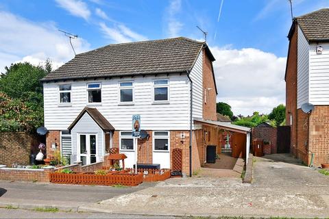 2 Brenchley Close, Rochester, ME1 2QL