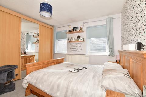 2 Brenchley Close, Rochester, ME1 2QL