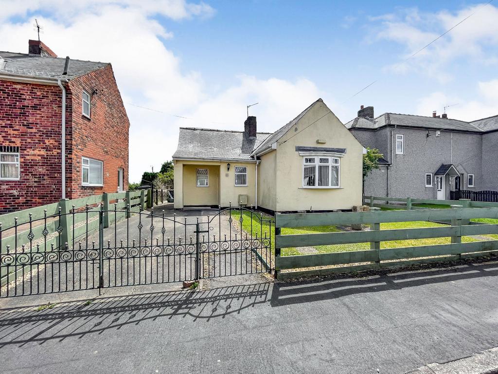 Luke Avenue, Cassop, Durham, Durham... 1 bed bungalow £80,000