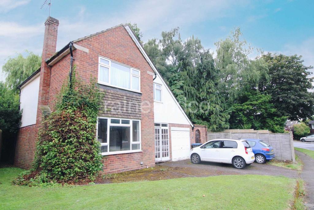 Homewood Avenue, Cuffley 3 bed detached house for sale £699,950