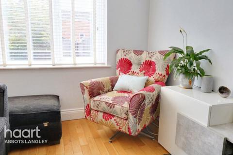88 Jacketts Field, Abbots Langley, WD5 0EN