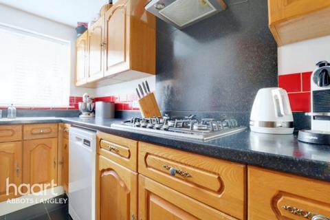 88 Jacketts Field, Abbots Langley, WD5 0EN