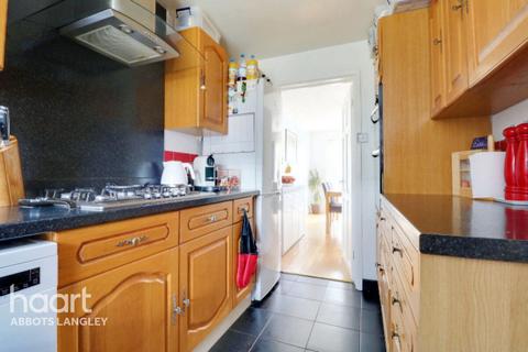 88 Jacketts Field, Abbots Langley, WD5 0EN