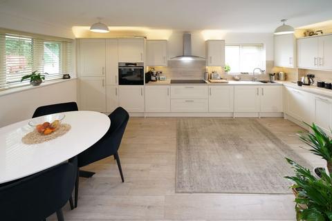3 bedroom detached house for sale - Midford Drive, Bolton, BL1