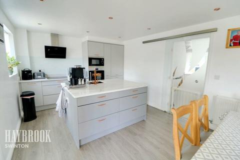 22 Goodison Road, Brampton Bierlow, Rotherham, S63 6GA
