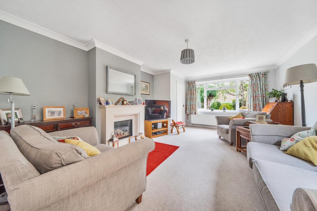 St. Johns Drive, Carterton... 4 bed detached house for sale £495,000