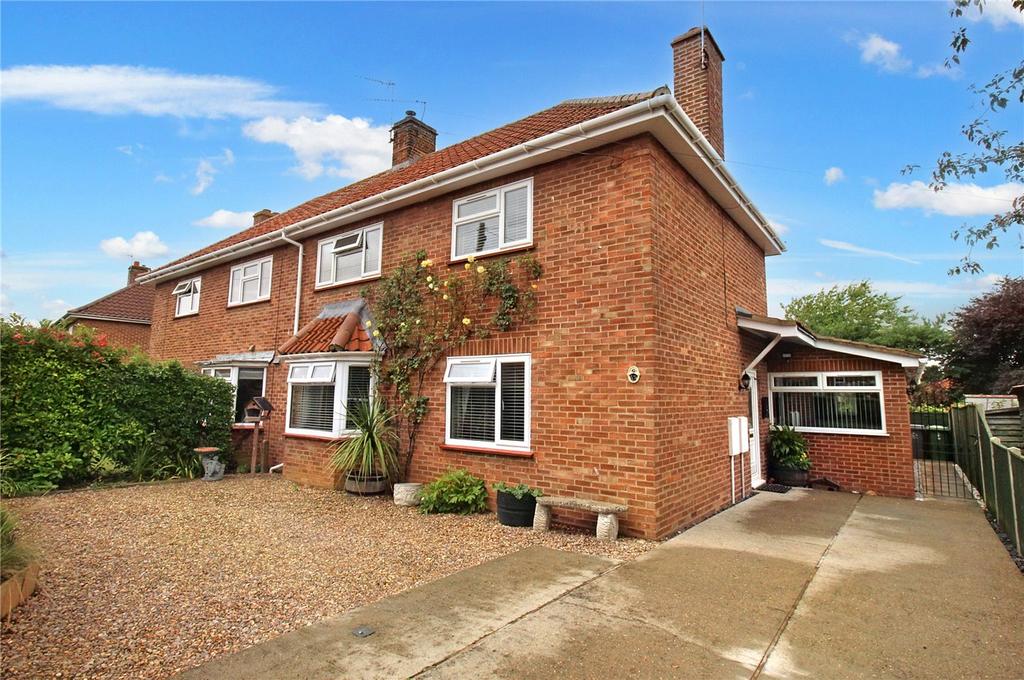 Abbey Road, Horsham St. Faith, Norwich, Norfolk, NR10 4 bed semi