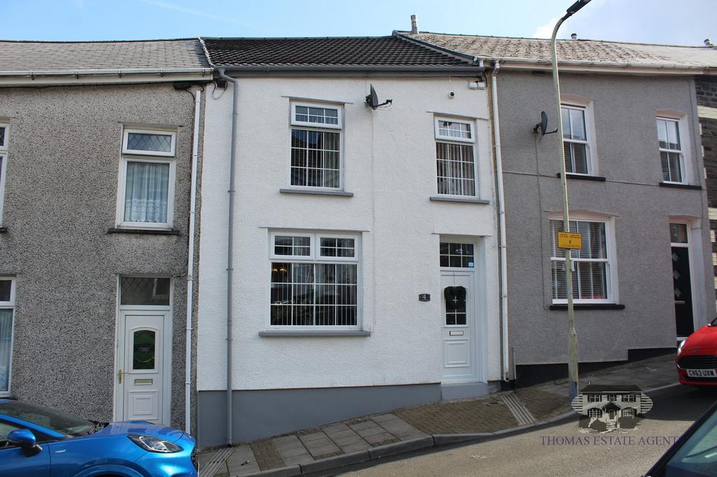 James Street, Tonypandy, Rhondda Cynon Taff. CF40 1TS 3 bed terraced