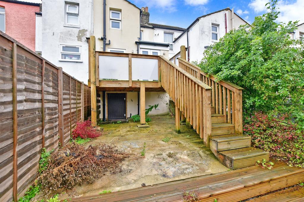 Patio / Decking