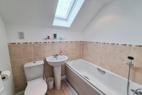 4 bedroom townhouse for sale, Kitten Close, Haverhill