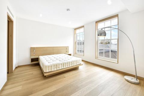 3 bedroom penthouse for sale, Wellington Street, Covent Garden, London, WC2E