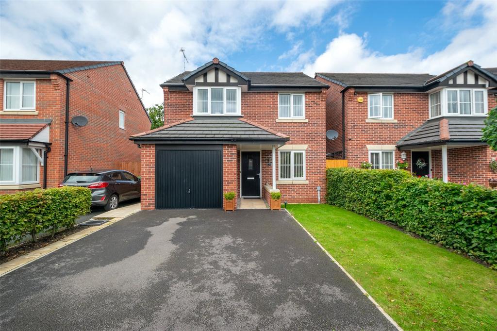 Clive Way, Middlewich 3 bed detached house for sale £262,500