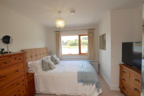 24 Martingale Way, Portishead, Bristol, BS20 7AW